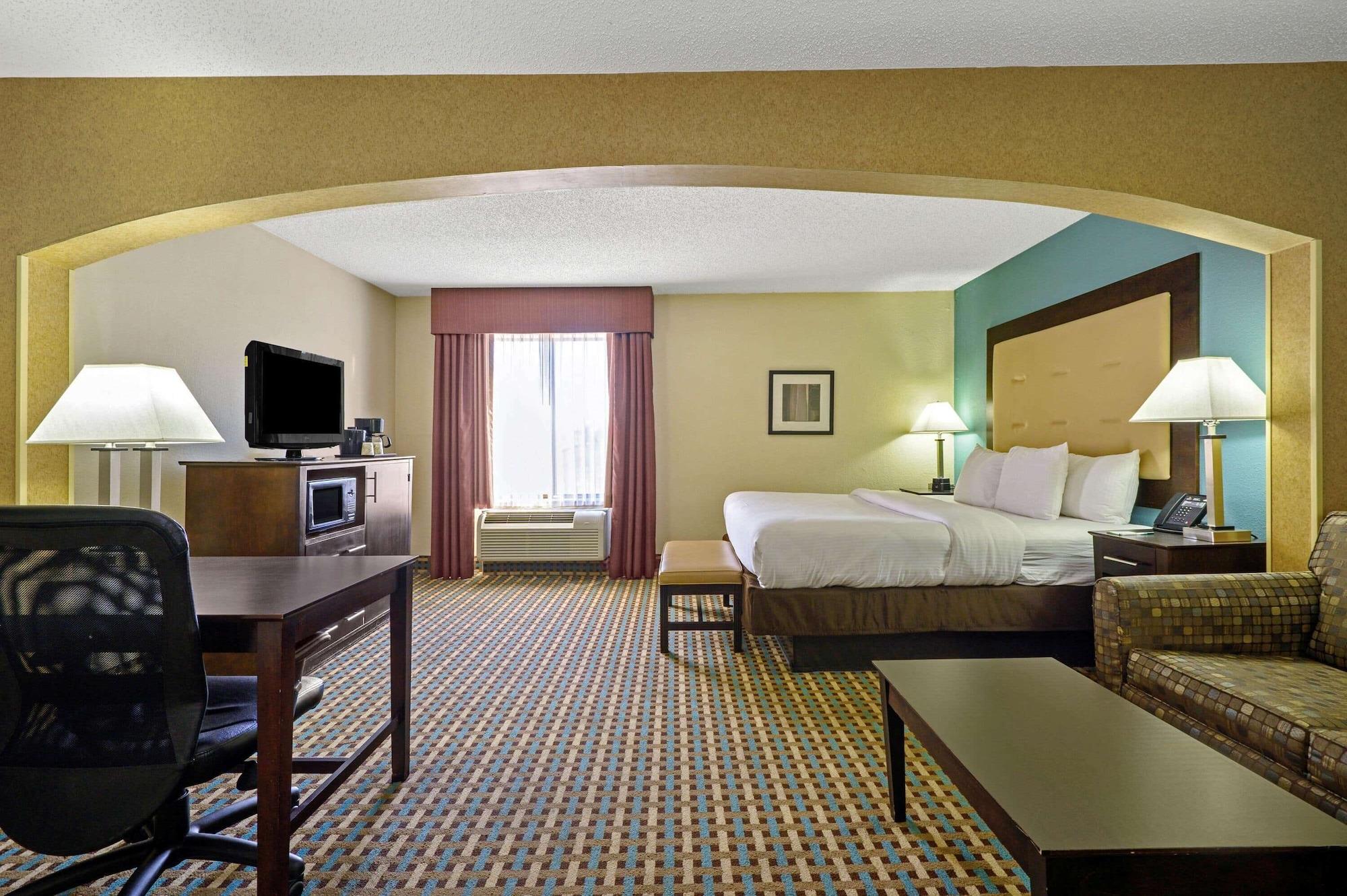 La Quinta Inn By Wyndham Columbia Se Fort Jackson Ngoại thất bức ảnh