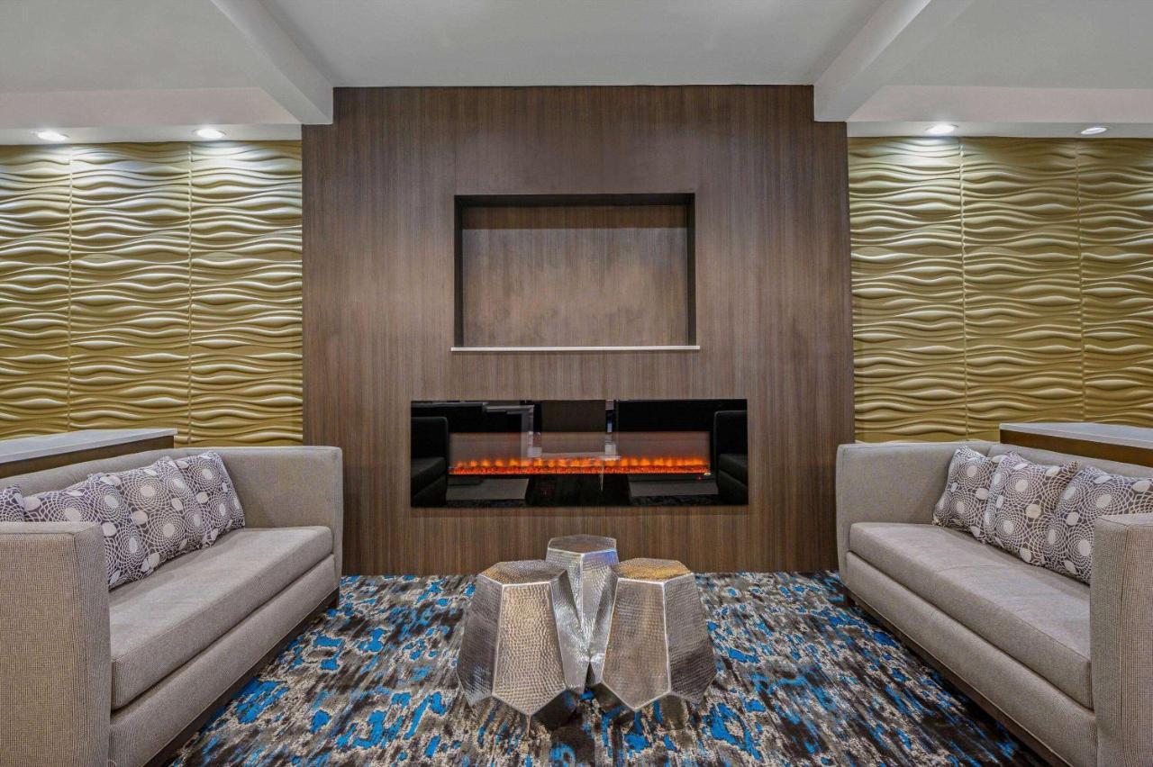 La Quinta Inn By Wyndham Columbia Se Fort Jackson Ngoại thất bức ảnh